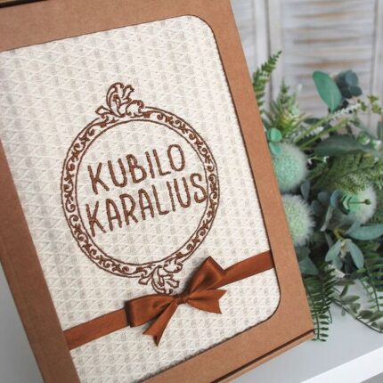 Siuvinėta lininė pirties prijuostė Kubilo karalius