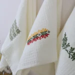 Virtuvinių rankšluosčių rinkinys "Tautiniai ornamentai" (3 vnt.)